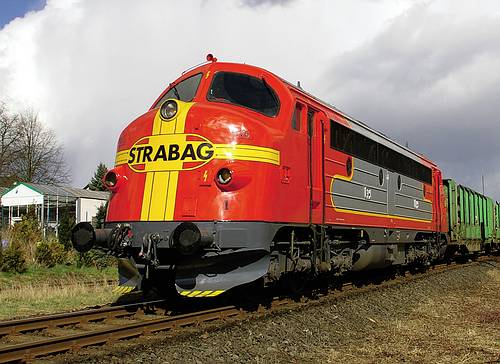 Diesel locomotive My (Nohab) of railroad construction company STRABAG in &quot;Santa Fe&quot; livery<br /><a href='images/pictures/Roco/62856.jpg' target='_blank'>Full size image</a>